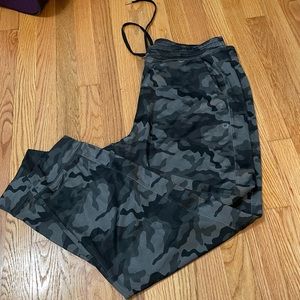 black and gray camo sweatpants